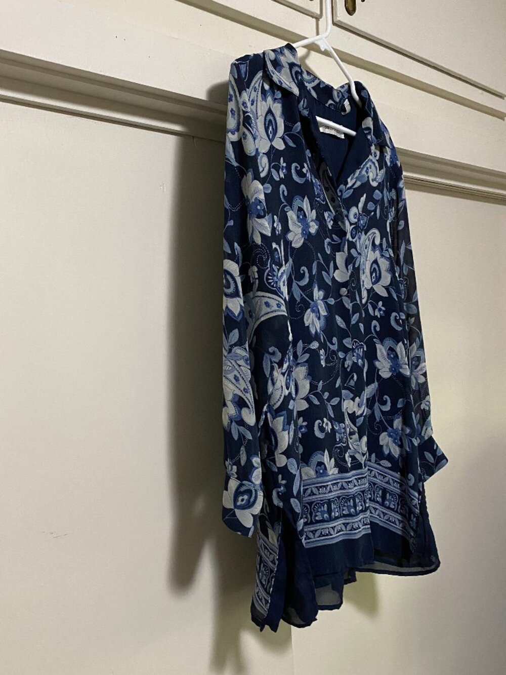 SILK, Valerie Stevens pure silk, floral, button-down blouse, size 14